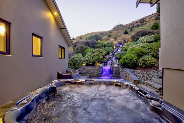 Photo of property in 3 Coleshill Lane, Lower Shotover, Queenstown, 9371