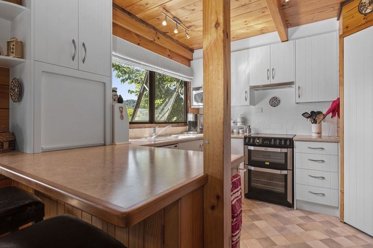 Photo of property in 8 Branch Road, Lake Okareka, Rotorua, 3076