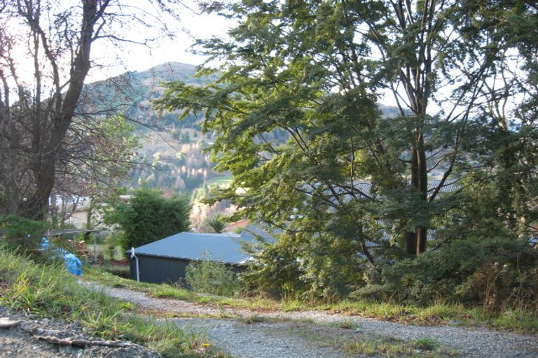 Photo of property in 4 Moonlight Track, Arthurs Point, Queenstown, 9371