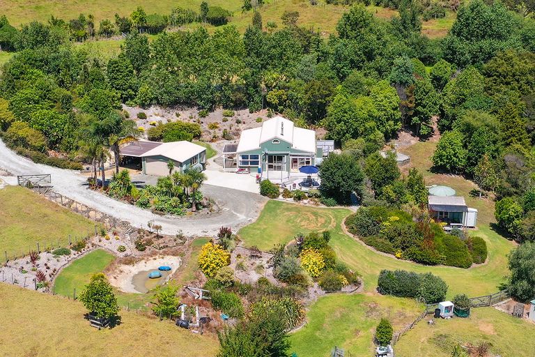 Photo of property in 283b Settlement Road, Kaiwaka, 0573