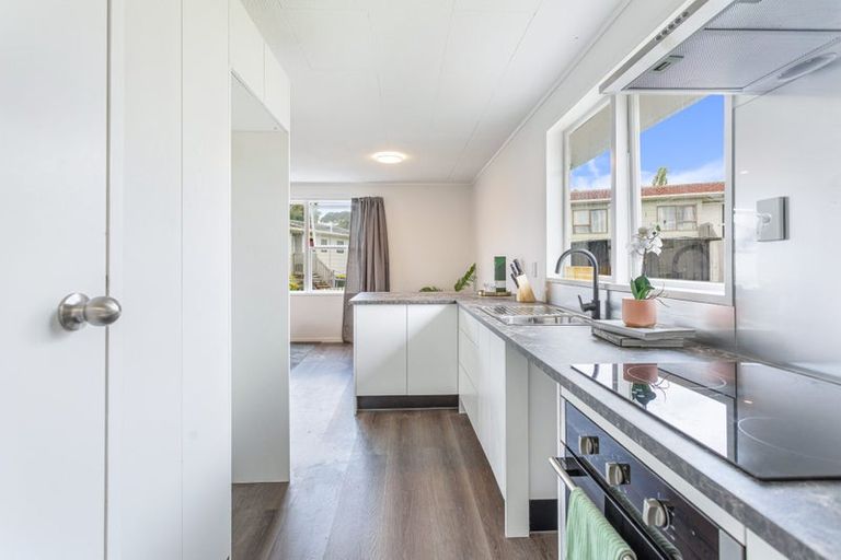 Photo of property in 20 Reinga Place, Massey, Auckland, 0614