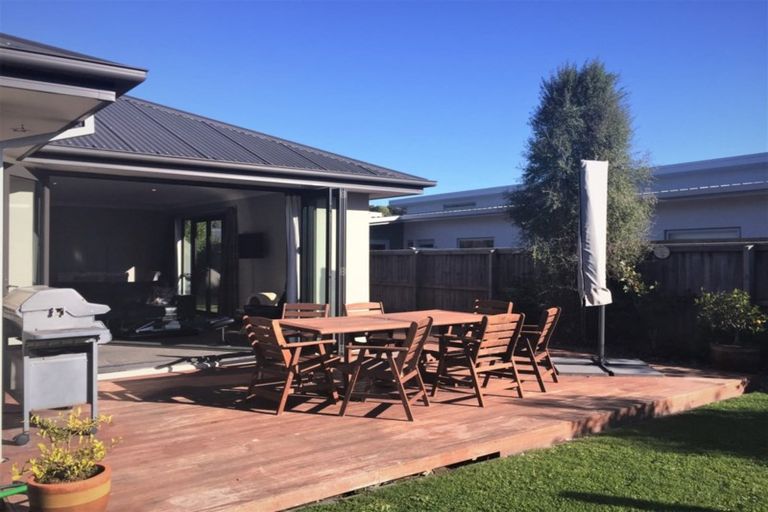 Photo of property in 29 Holbrook Way, Westmorland, Christchurch, 8025