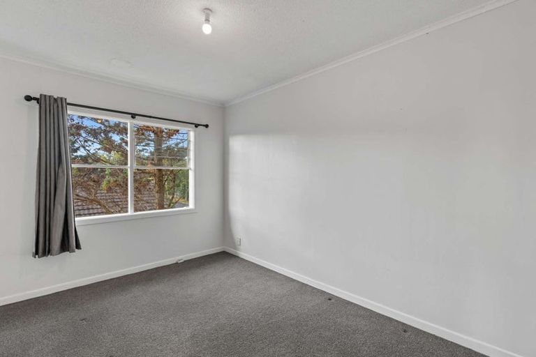 Photo of property in 24 Willerton Avenue, New Lynn, Auckland, 0600