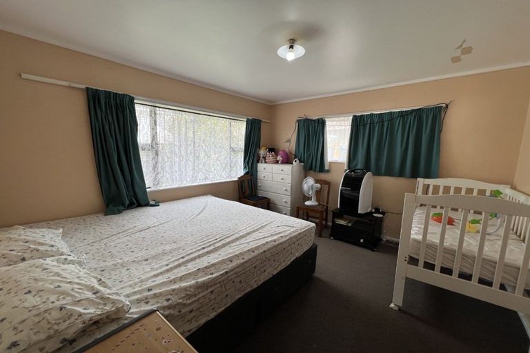 Photo of property in 1 Olympic Court, Palmerston North, 4410