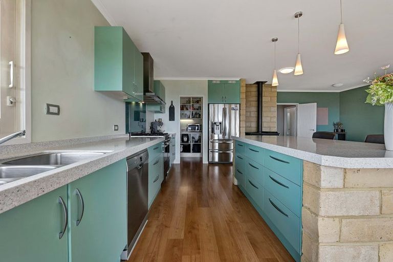 Photo of property in 40 Maunga Heights, Hurworth, New Plymouth, 4371