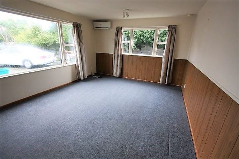 Photo of property in 1/255 Waterloo Road, Hutt Central, Lower Hutt, 5011