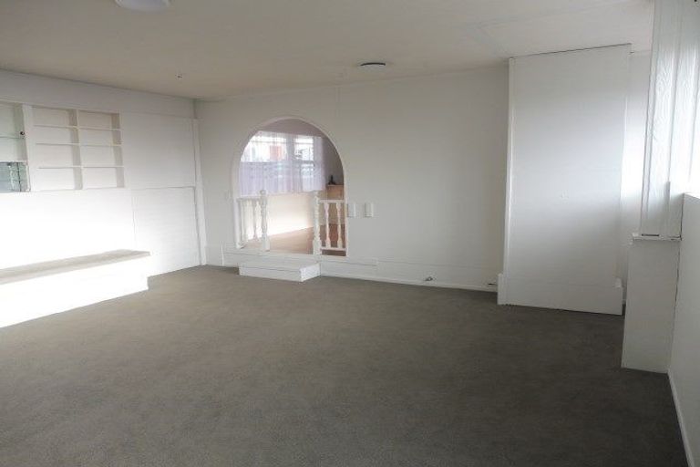 Photo of property in 19 Samuel Place, Queenwood, Hamilton, 3210