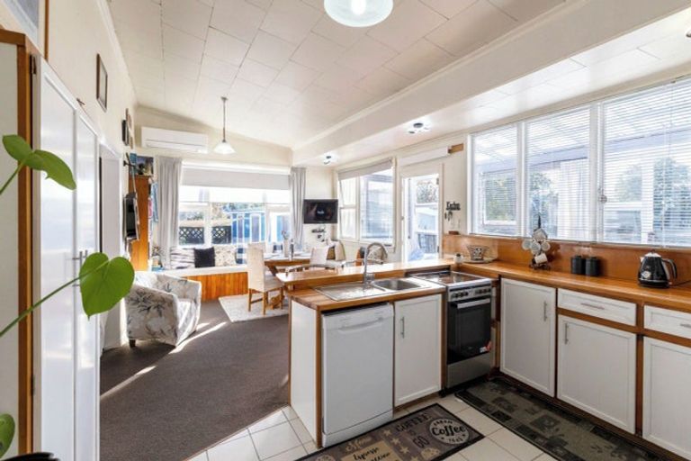 Photo of property in 64-66 Shiel Street, Reefton, 7830