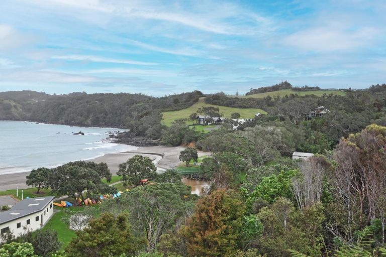 Photo of property in 58 Grand View Road, Leigh, 0985