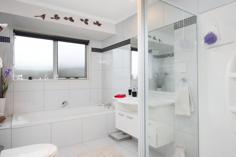 Photo of property in 1 Darraghs Lane, Brookfield, Tauranga, 3110