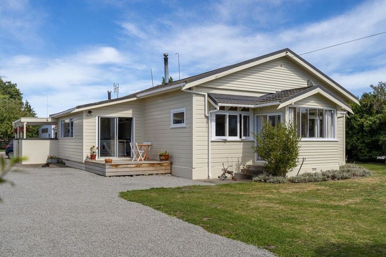 Photo of property in 27 Matahiwi Road, Matahiwi, Masterton, 5888