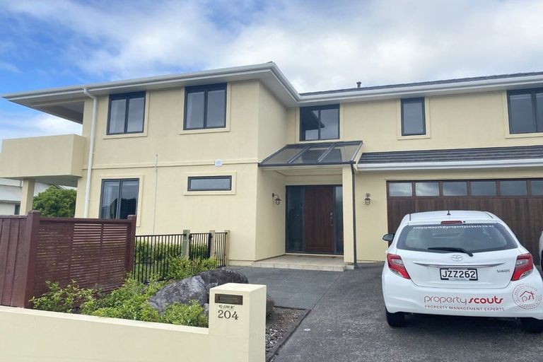 Photo of property in 204 Heta Road, Merrilands, New Plymouth, 4312