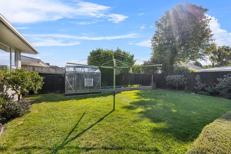 Photo of property in 27 Colman Avenue, Sockburn, Christchurch, 8042