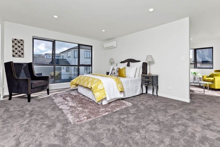 Photo of property in 3 Crompton Place, Orewa, 0931