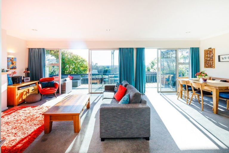 Photo of property in 15 Mountain View Road, Fitzherbert, Palmerston North, 4410