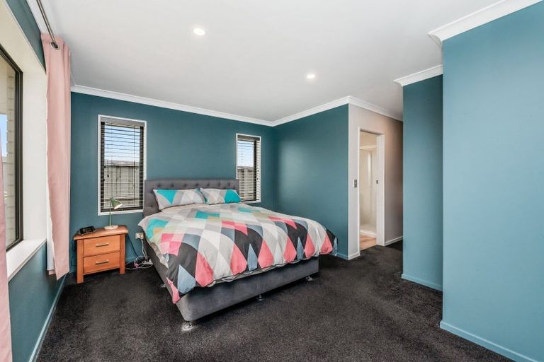 Photo of property in 6 Lady Isaac Drive, Rolleston, 7615