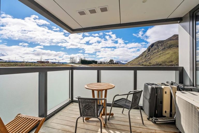 Photo of property in Kawarau Residences, 207/16 Mountain Ash Drive, Frankton, Queenstown, 9300