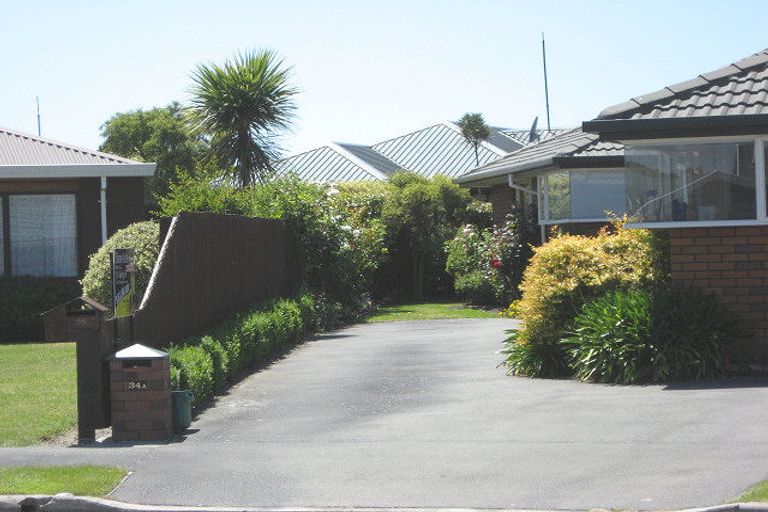 Photo of property in 2/34 Kirsten Place, Parklands, Christchurch, 8083
