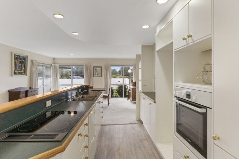 Photo of property in 10 Beach Haven Place, Paraparaumu Beach, Paraparaumu, 5032