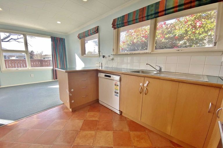 Photo of property in 1/15 Ashfield Place, Ilam, Christchurch, 8041