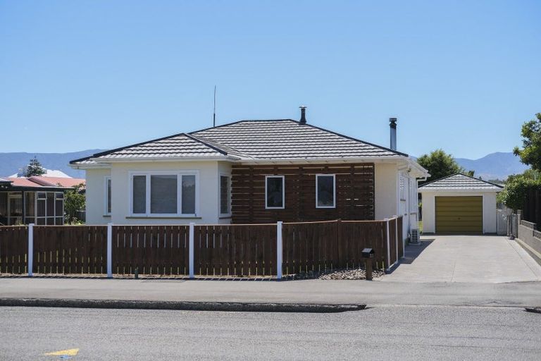 Photo of property in 23 Waterloo Street, Dannevirke, 4930