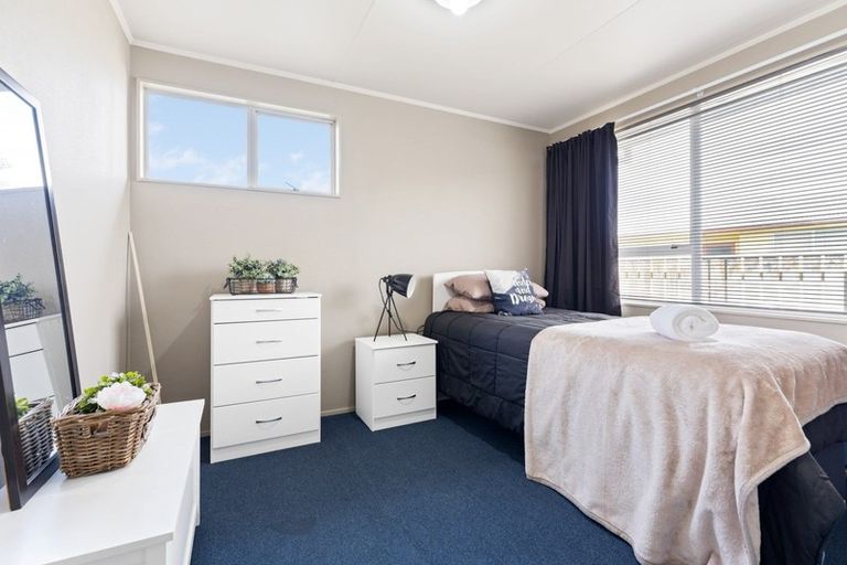 Photo of property in 1 Jupiter Street, Milson, Palmerston North, 4414