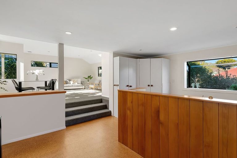 Photo of property in 40 Hinau Street, Tawa, Wellington, 5028