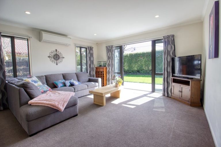 Photo of property in 19 Garforth Green, Halswell, Christchurch, 8025