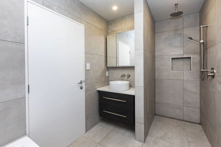 Photo of property in 6 Lodge Place, Ilam, Christchurch, 8041