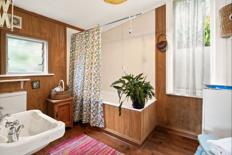 Photo of property in 1b Burkes Drive, Saint Leonards, Dunedin, 9022