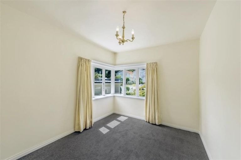 Photo of property in 10a Rimu Street, Waikanae, 5036