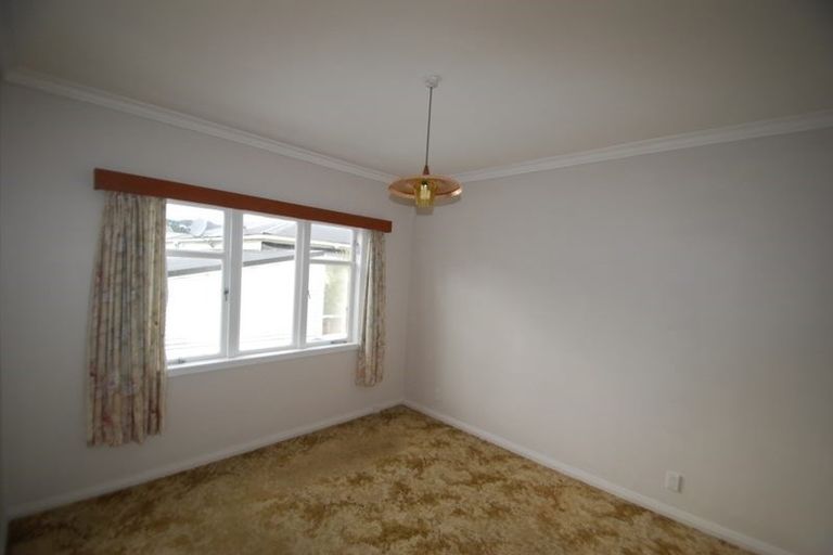 Photo of property in 14 Palm Grove, Berhampore, Wellington, 6023