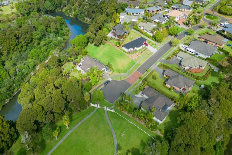 Photo of property in 19 Spinnaker Point, Haruru, 0204