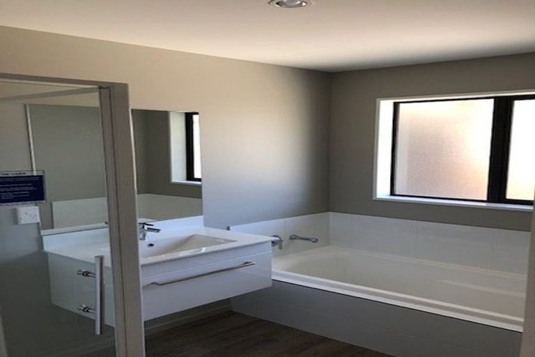 Photo of property in 3 Oakdene Place, Halswell, Christchurch, 8025