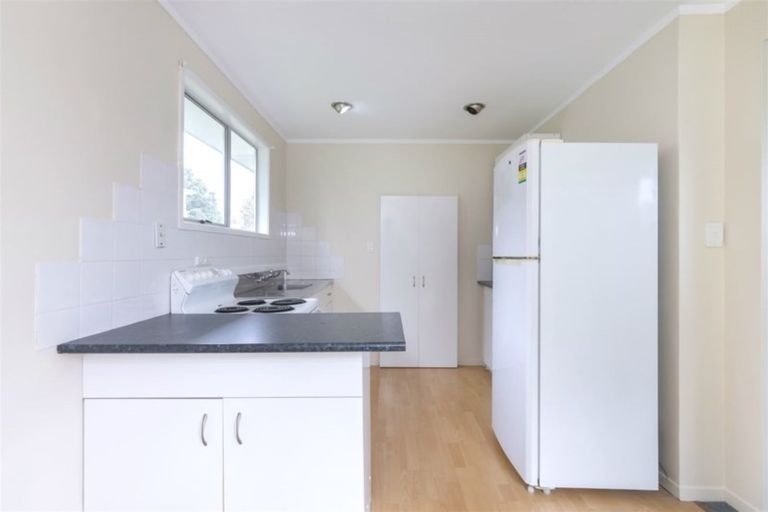 Photo of property in 1/15 Seabar Place, Glen Eden, Auckland, 0602
