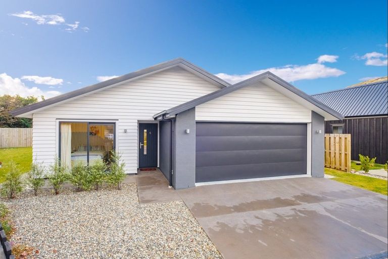 Photo of property in 5 Bathans Lane, Lake Hayes, Queenstown, 9304