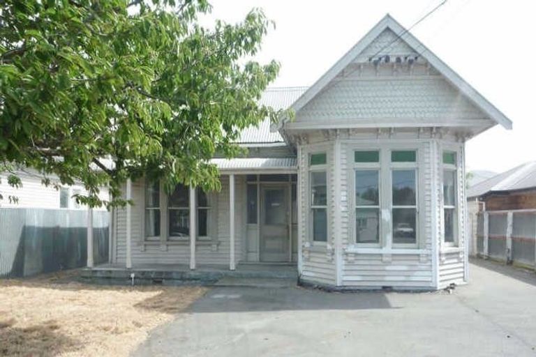 Photo of property in 17 Havelock Street, Phillipstown, Christchurch, 8011