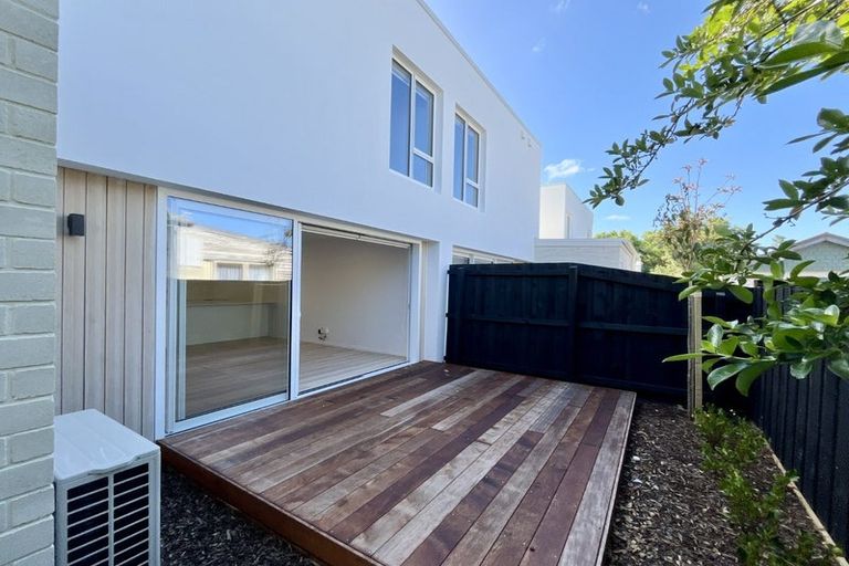 Photo of property in 7/9 Gresford Street, Edgeware, Christchurch, 8013