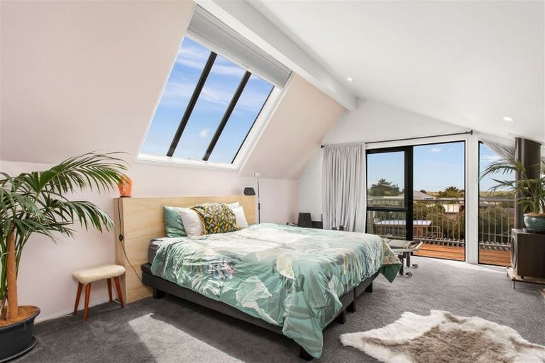 Photo of property in 141 Pine Avenue, South New Brighton, Christchurch, 8062