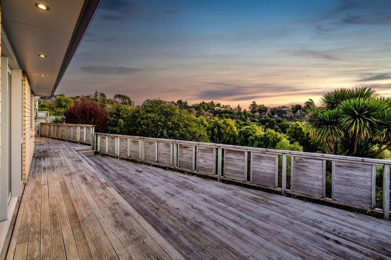 Photo of property in 201 Heta Road, Merrilands, New Plymouth, 4312