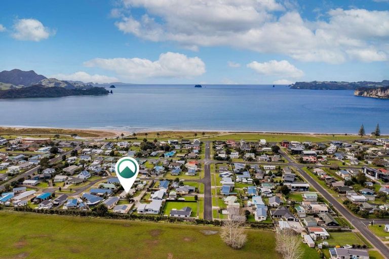 Photo of property in 12 Pipi Dune, Whitianga, 3510