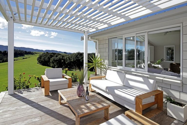 Photo of property in 33 Rua Road, Mangawhai, 0573