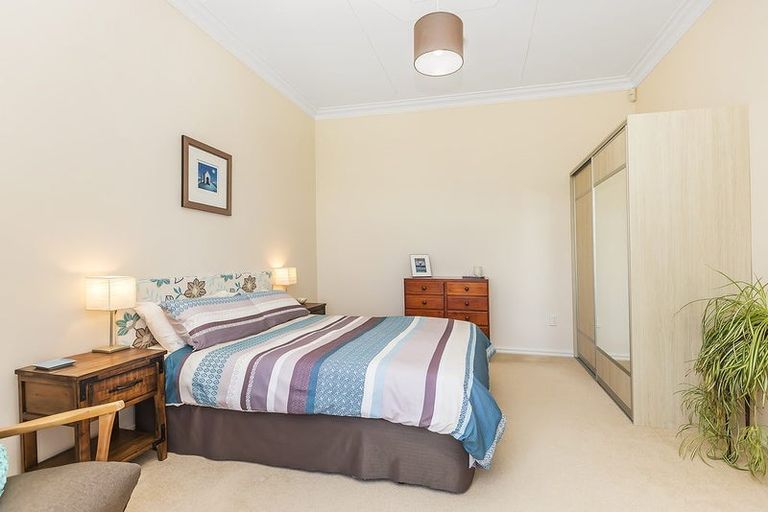 Photo of property in 10 Queen Street, Petone, Lower Hutt, 5012