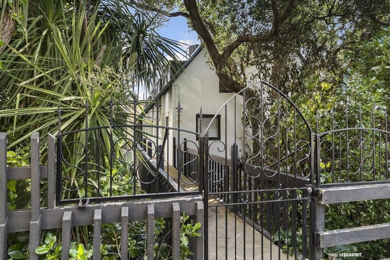 Photo of property in Hiropi St Village, 5/46 Hiropi Street, Newtown, Wellington, 6021