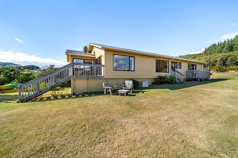 Photo of property in 49a Gillespies Road, Birchville, Upper Hutt, 5018