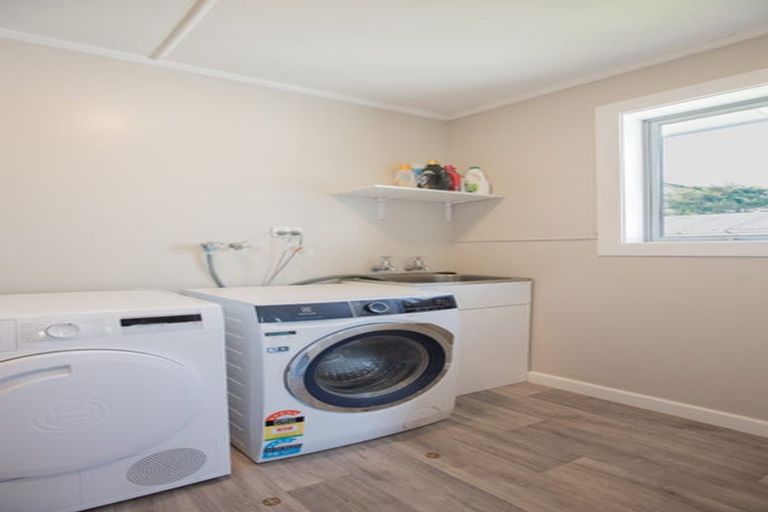 Photo of property in 71 Stuart Street, Hawthorndale, Invercargill, 9810