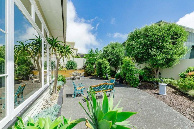 Photo of property in 30 Newry Road, Raumati Beach, Paraparaumu, 5032