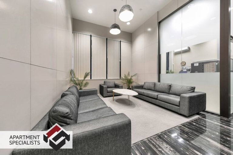 Photo of property in 75 Victoria Avenue, Palmerston North, 4410