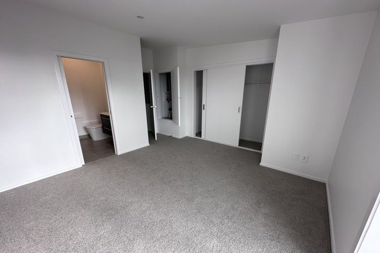 Photo of property in 32 Houhere Street, Paraparaumu, 5032