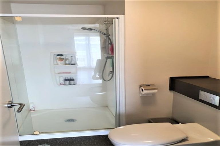 Photo of property in The Peak Apartments, 1006/170 Taranaki Street, Te Aro, Wellington, 6011